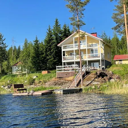 Villa Jacuzzi Rantakallio Melkoniemi