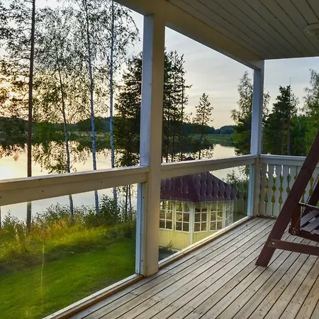 Villa Rantakallio With Jacuzzi