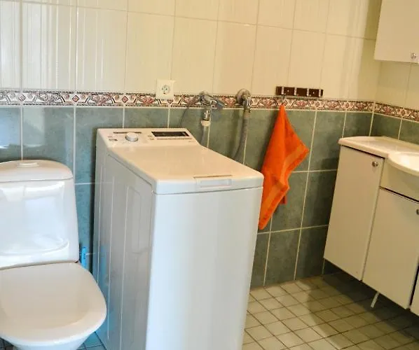 Villa Rantakallio With Jacuzzi *