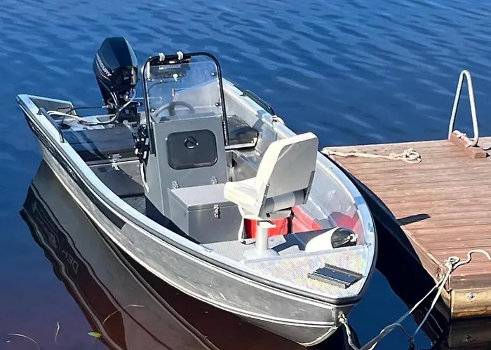 Villa Rantakallio With Jacuzzi Melkoniemi