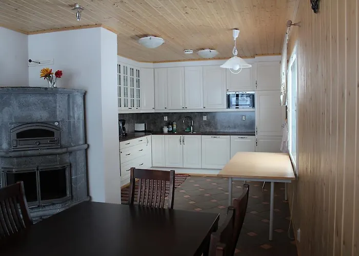 Villa Rantakallio With Jacuzzi