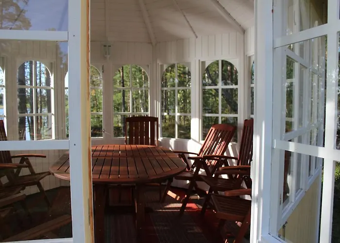 Villa Rantakallio With Jacuzzi Melkoniemi