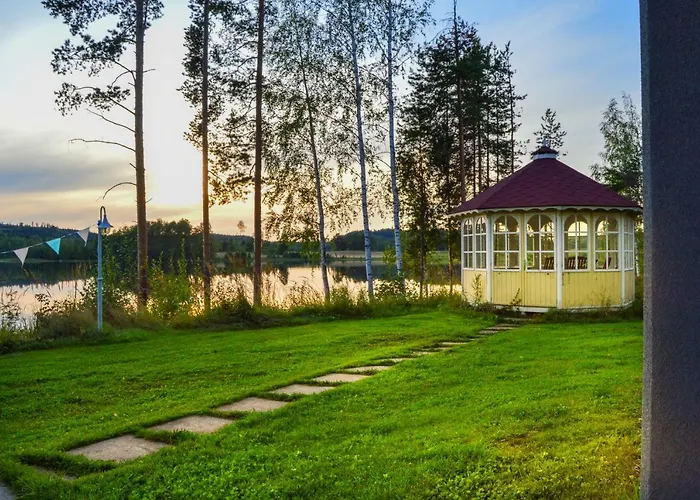 Villa Rantakallio With Jacuzzi